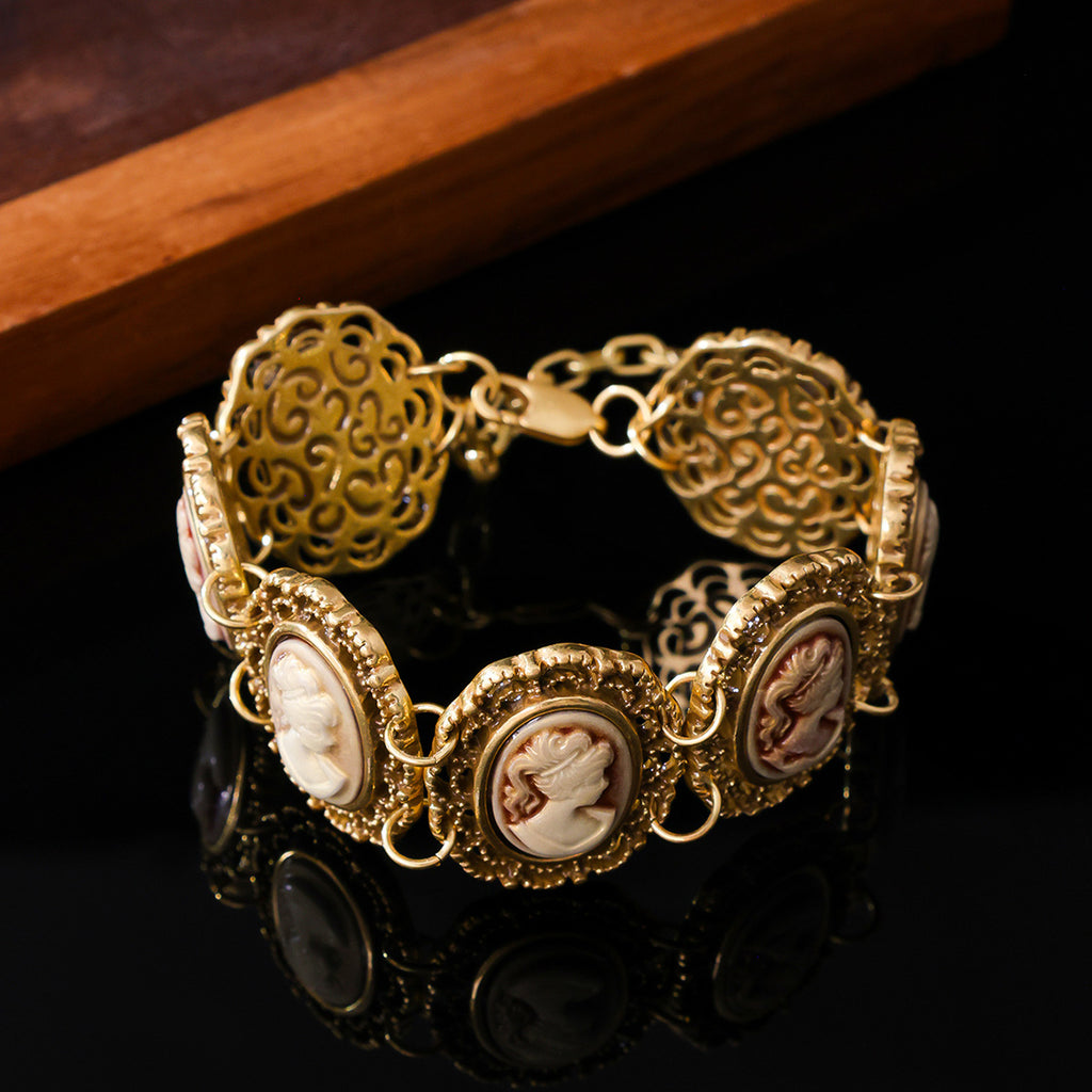 Heirloom Style Cameo Link Bracelet